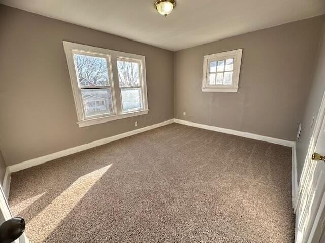 299 N Ogden Ave - Photo 7 of 10