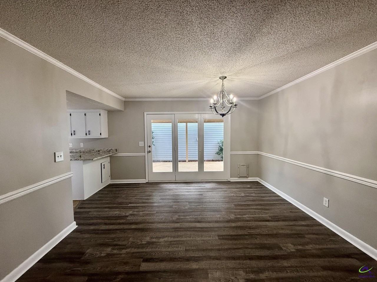 144 Pleasant Hill Ct - Photo 5 of 21