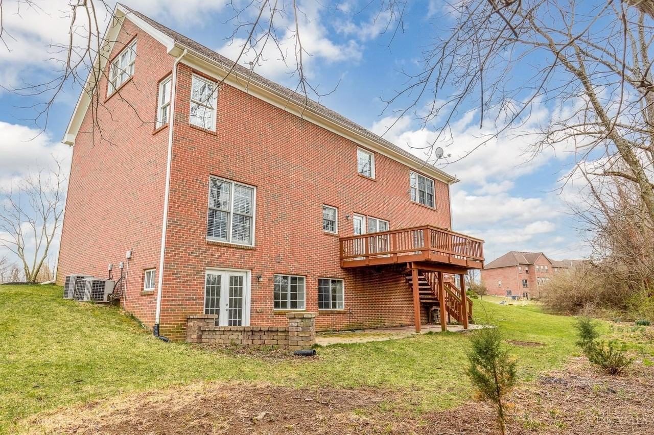 3827 Brookmere Pl - Photo 4 of 50