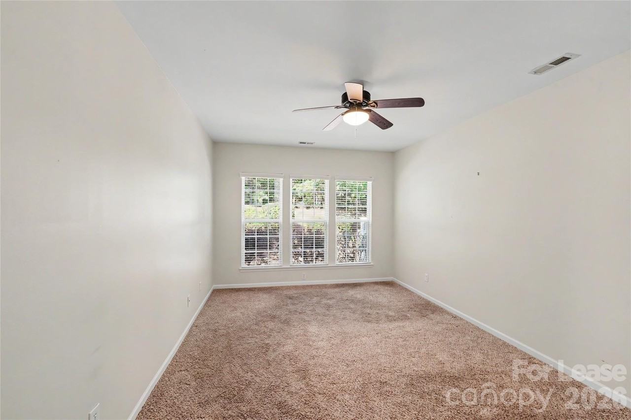 9009 Smokey Hill Ln - Photo 4 of 24
