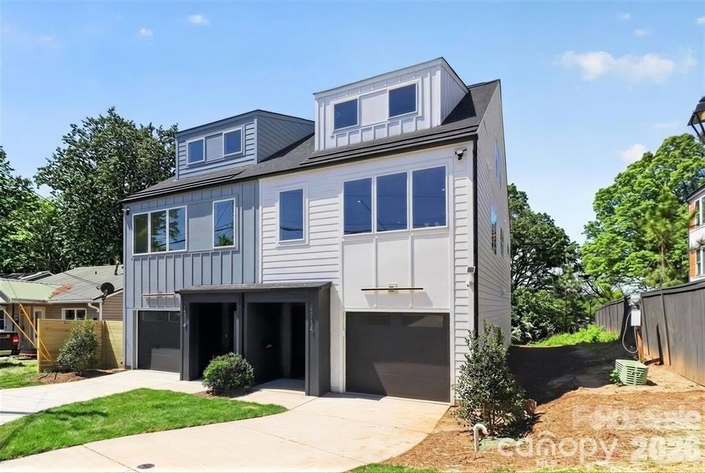 2714 Baltimore Ave - Photo 4 of 35