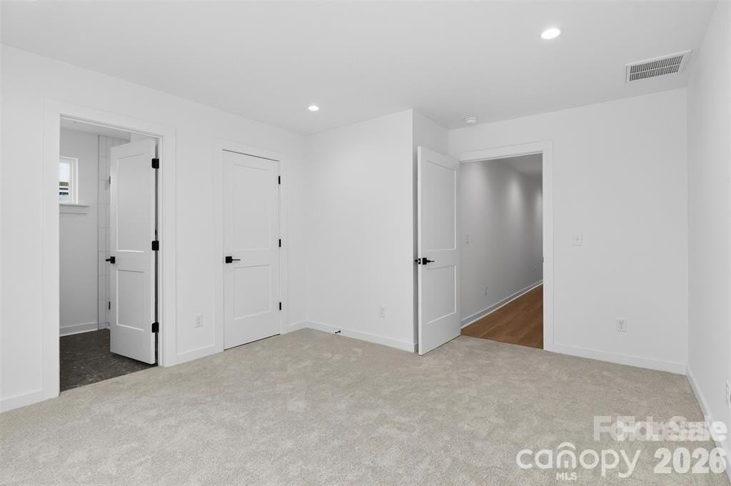 2714 Baltimore Ave - Photo 7 of 35