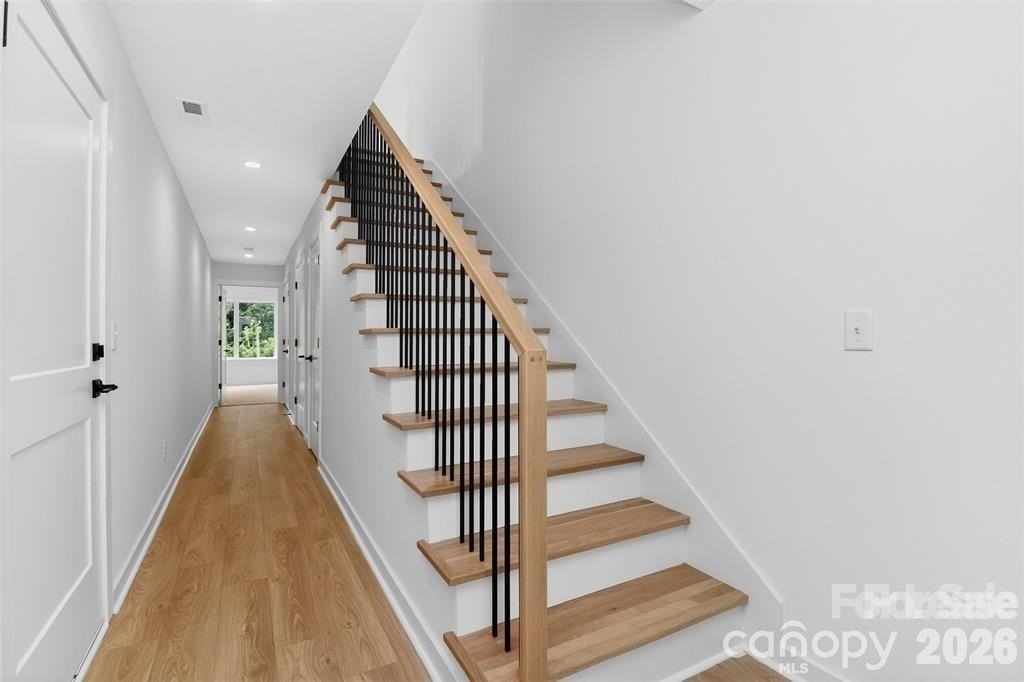 2716 Baltimore Ave - Photo 6 of 36