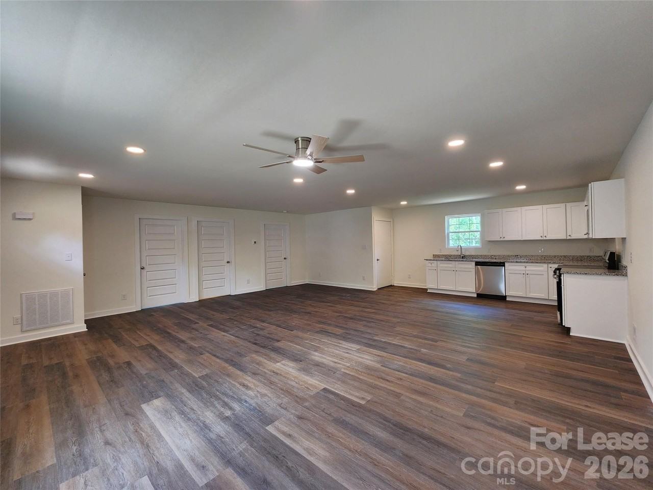 431 Eastover Ave - Photo 3 of 16
