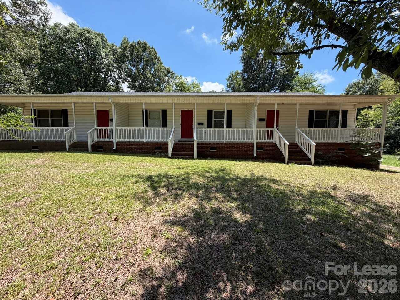 642 Pee Dee Ave - Photo 2 of 10