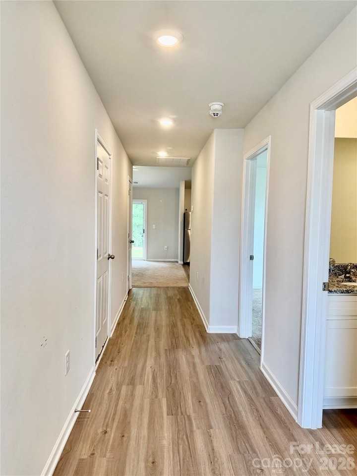 3118 Maple Ridge Dr - Photo 3 of 24