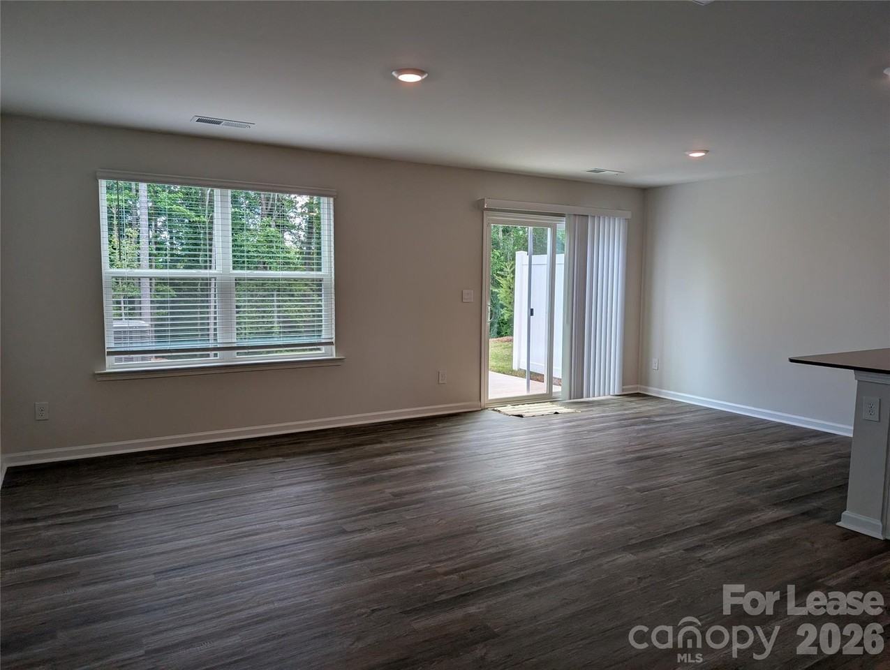 5132 Hyrule Dr - Photo 4 of 18