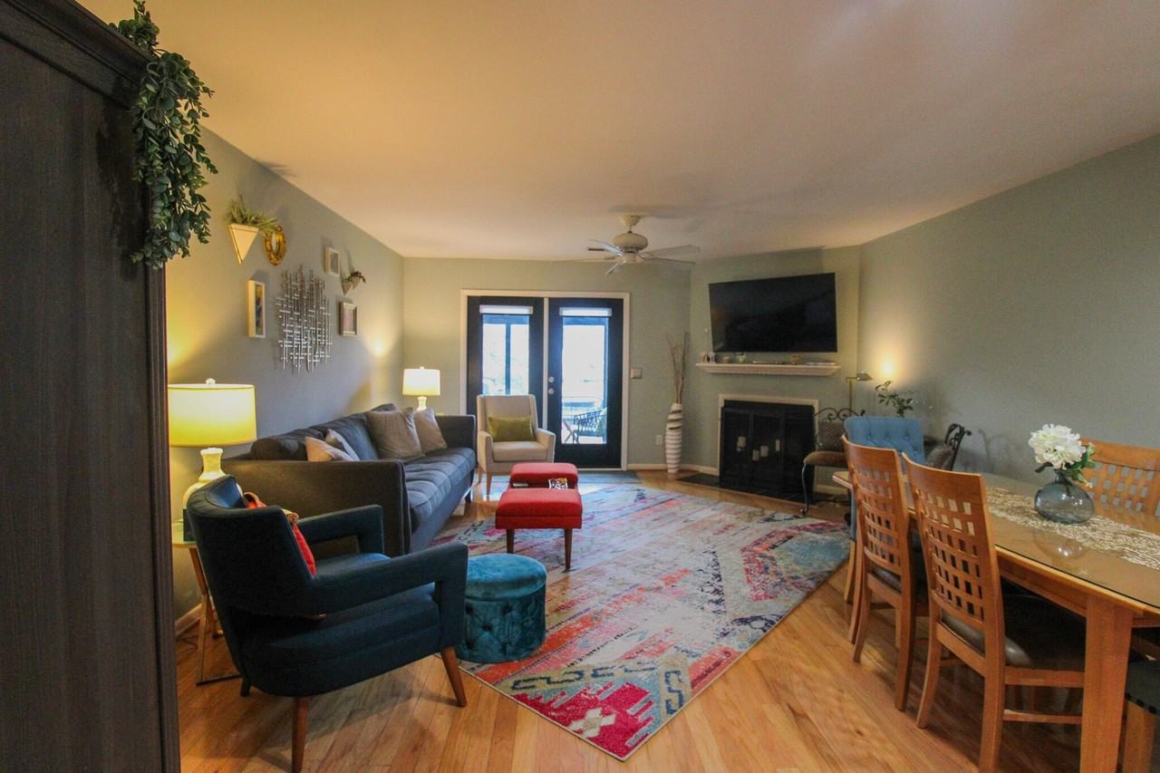 5 Townpark Ln - Photo 2 of 21