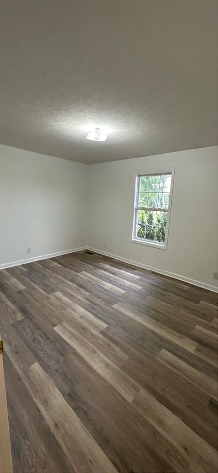 200 Glendale Ave #B - Photo 5 of 6