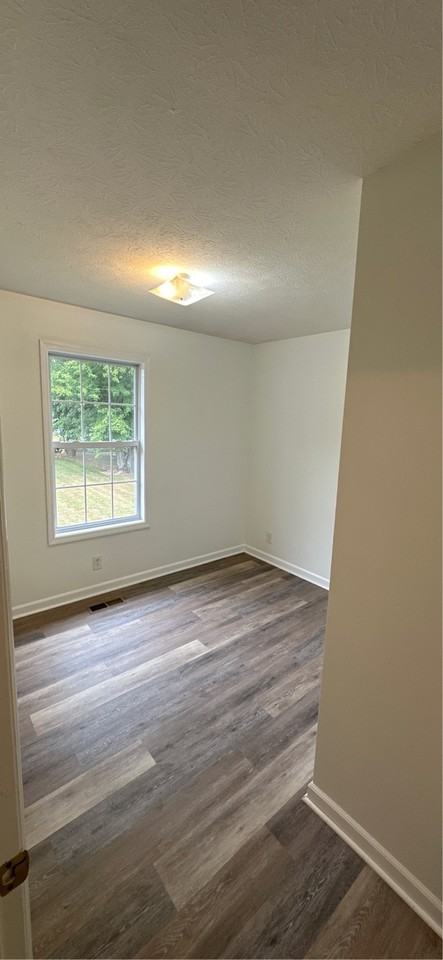 200 Glendale Ave #B - Photo 6 of 6
