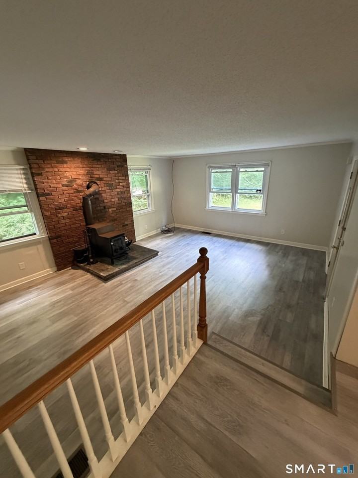 39 Gilead Rd - Photo 7 of 15