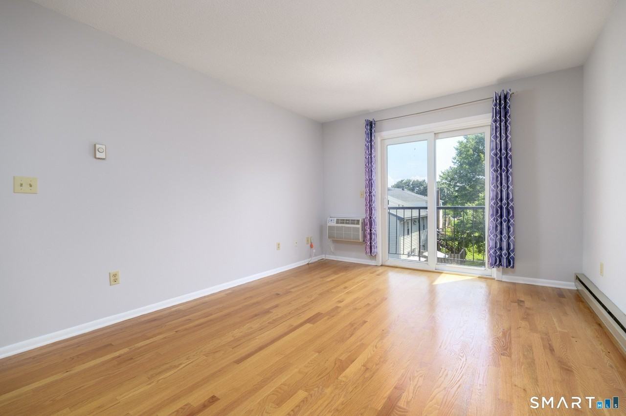 155 Short Beach Rd #201 - Photo 6 of 18
