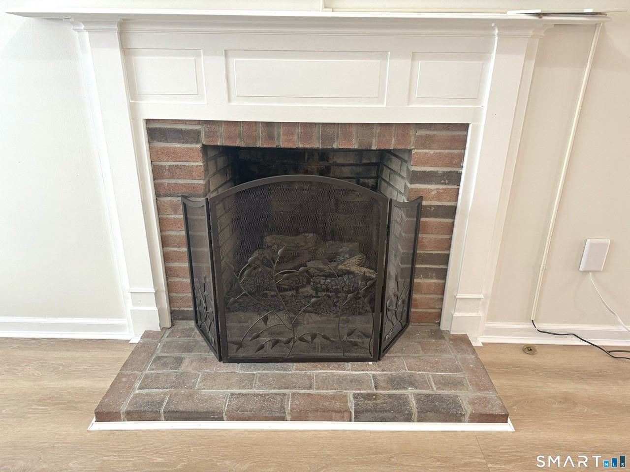 611 Ocean Ave #D4 - Photo 3 of 20