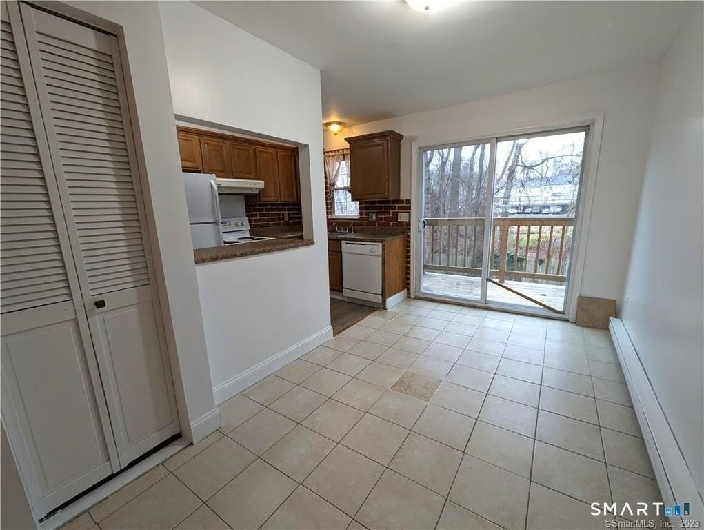 10 Scuppo Rd #B6 - Photo 7 of 15