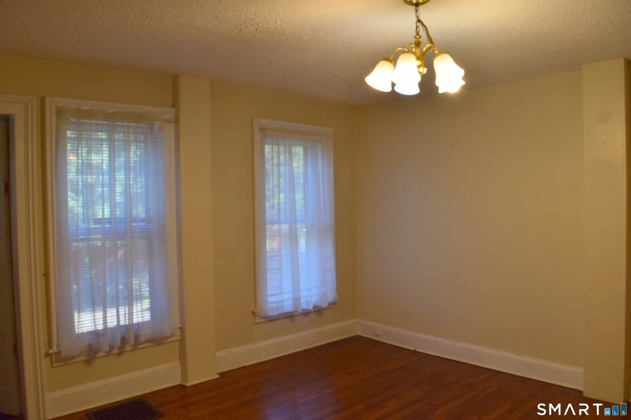 13 Pleasant St - Photo 5 of 12