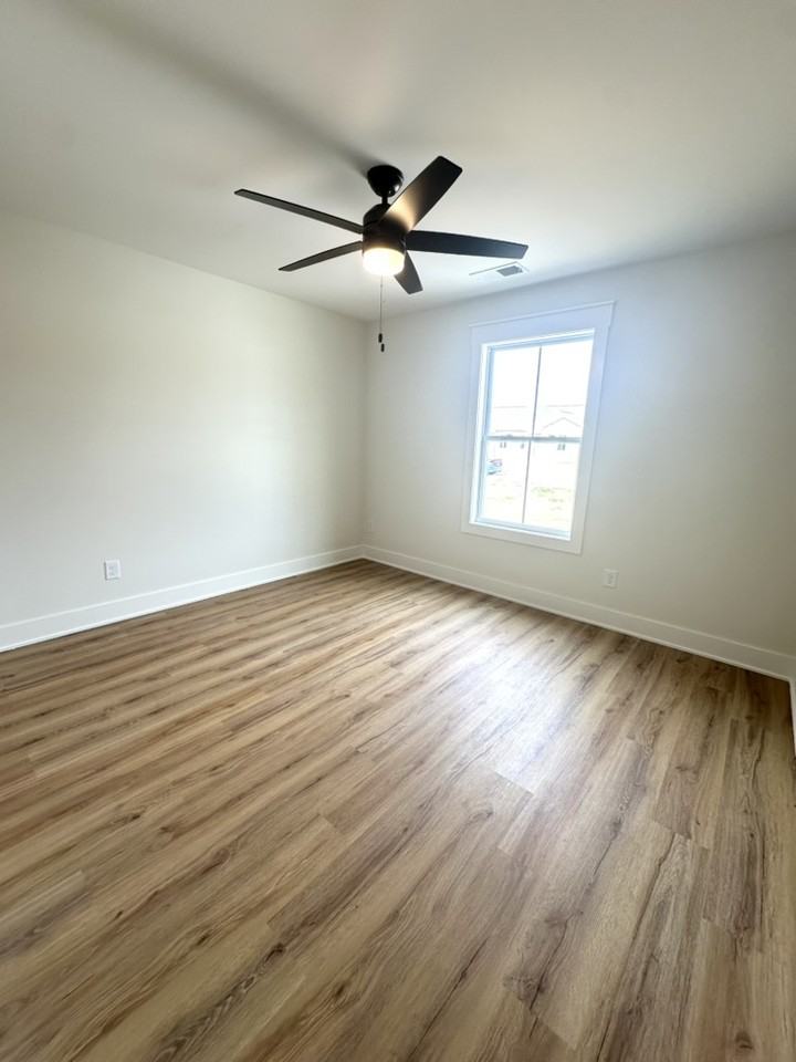 340 Three Brothers Way #B - Photo 2 of 8