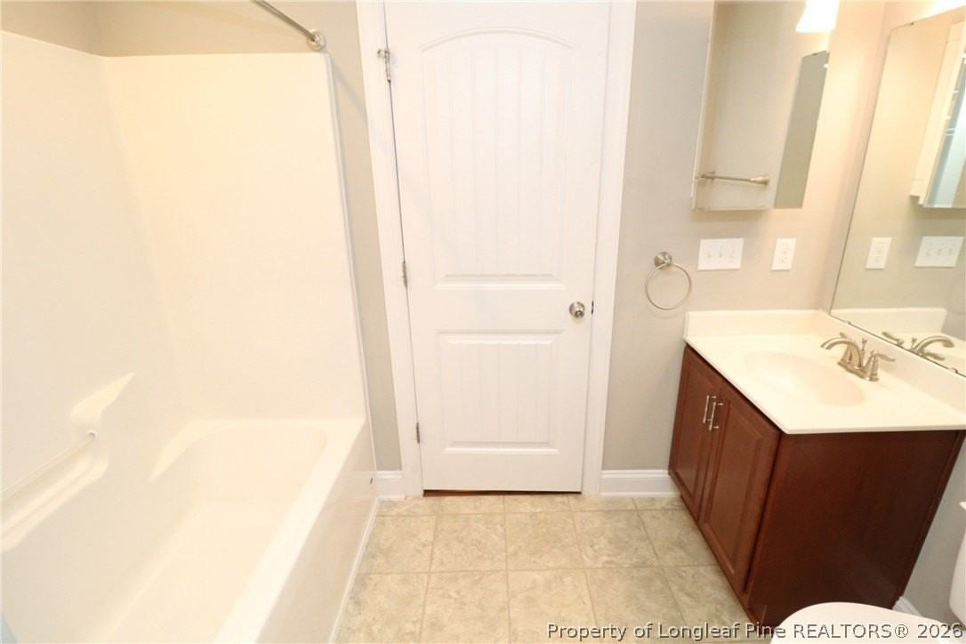 1428 Providence Green Ln - Photo 6 of 34