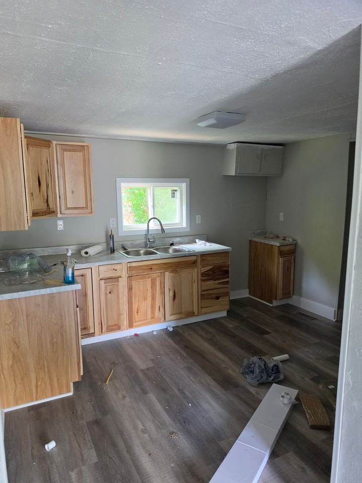 1752 Granby Rd - Photo 3 of 5