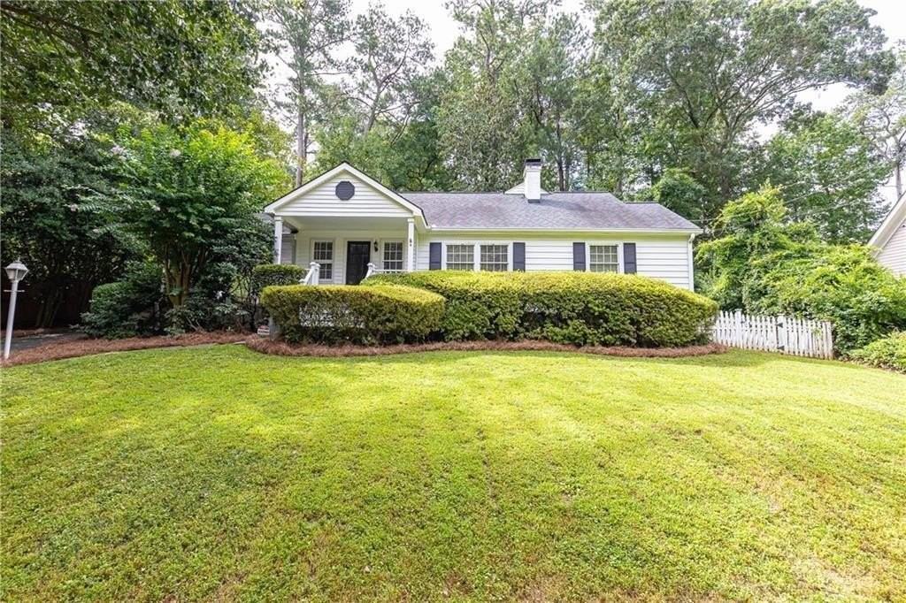 1311 Roxboro Dr Ne