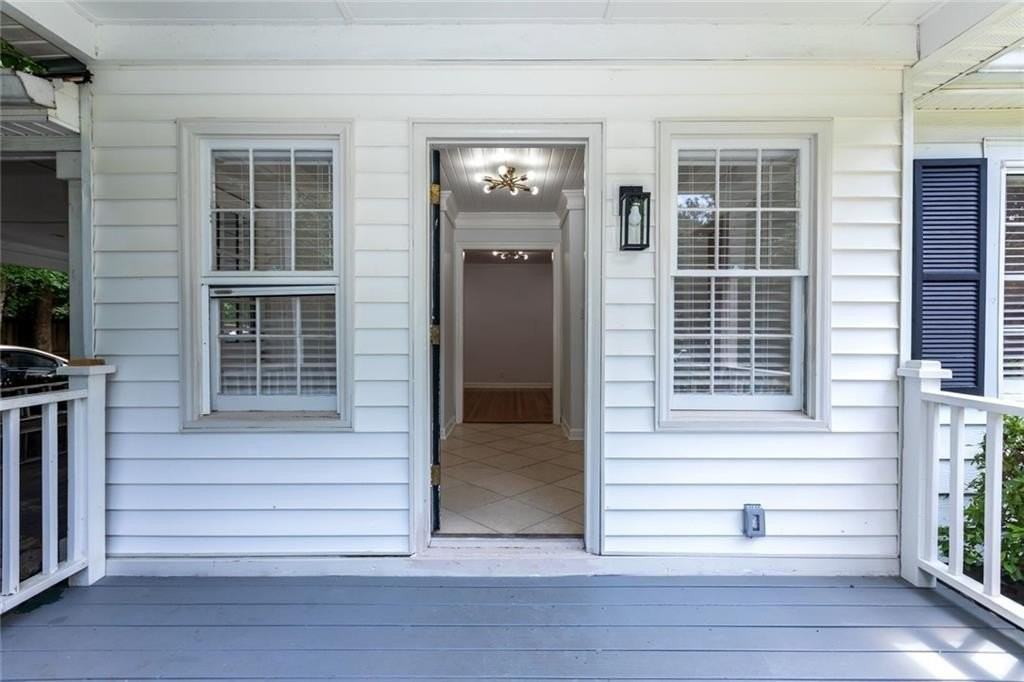 1311 Roxboro Dr Ne - Photo 5 of 50