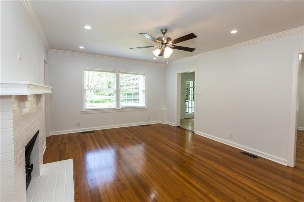 1311 Roxboro Dr Ne - Photo 6 of 50