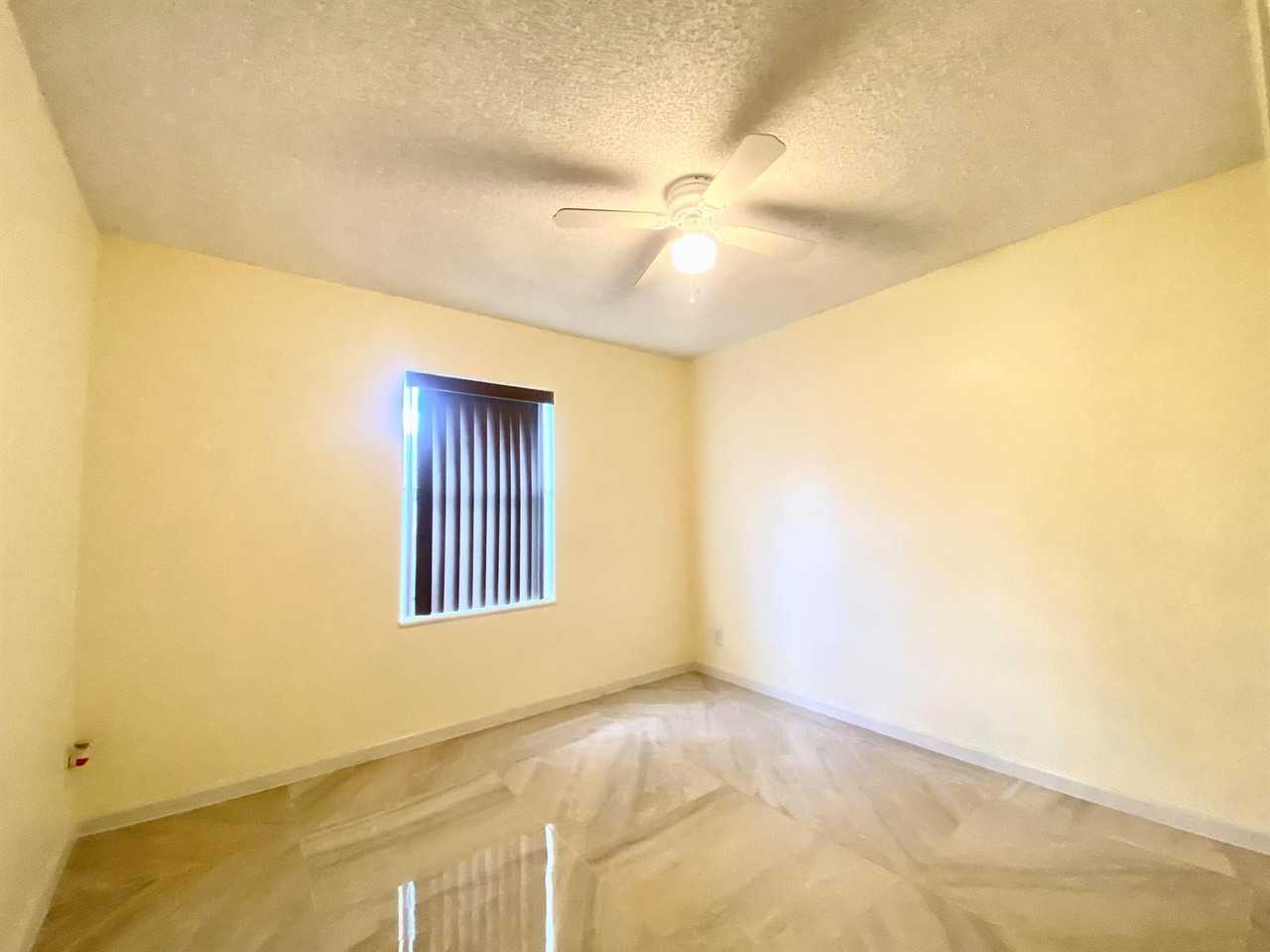 5314 Blueberry Hill Ave - Photo 6 of 8
