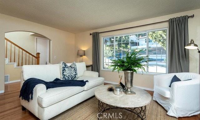 4406 Vista Pl - Photo 2 of 8