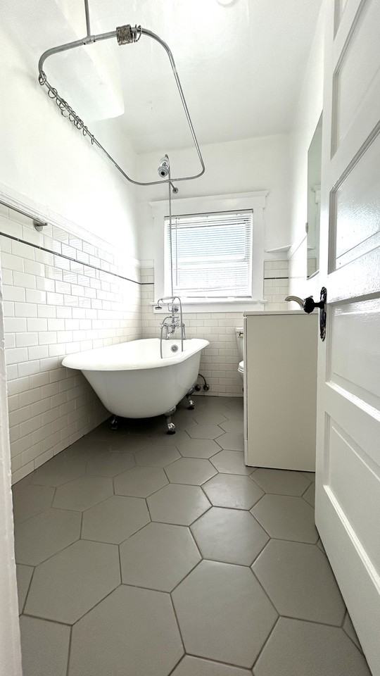 54 Rose Avenue #7 - Photo 7 of 12