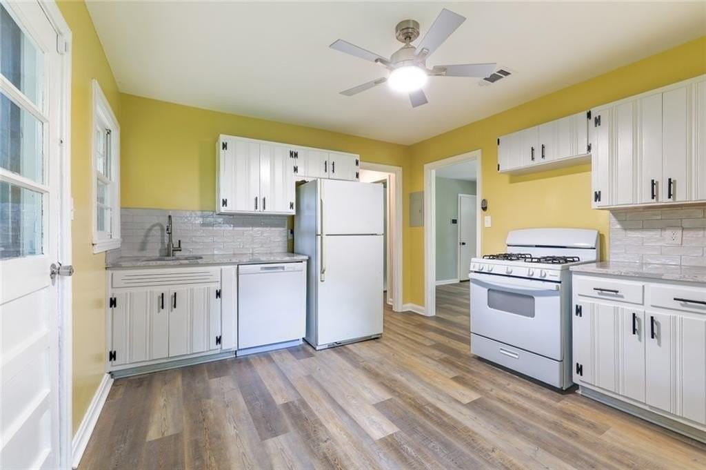 2288 Polar Rock Ave Sw - Photo 7 of 23