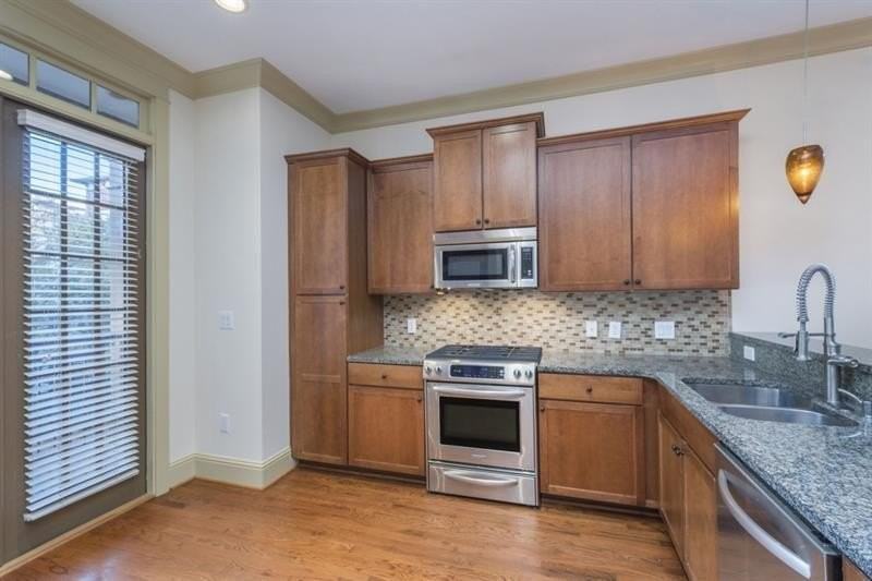 4685 Dogwood Aly - Photo 4 of 31