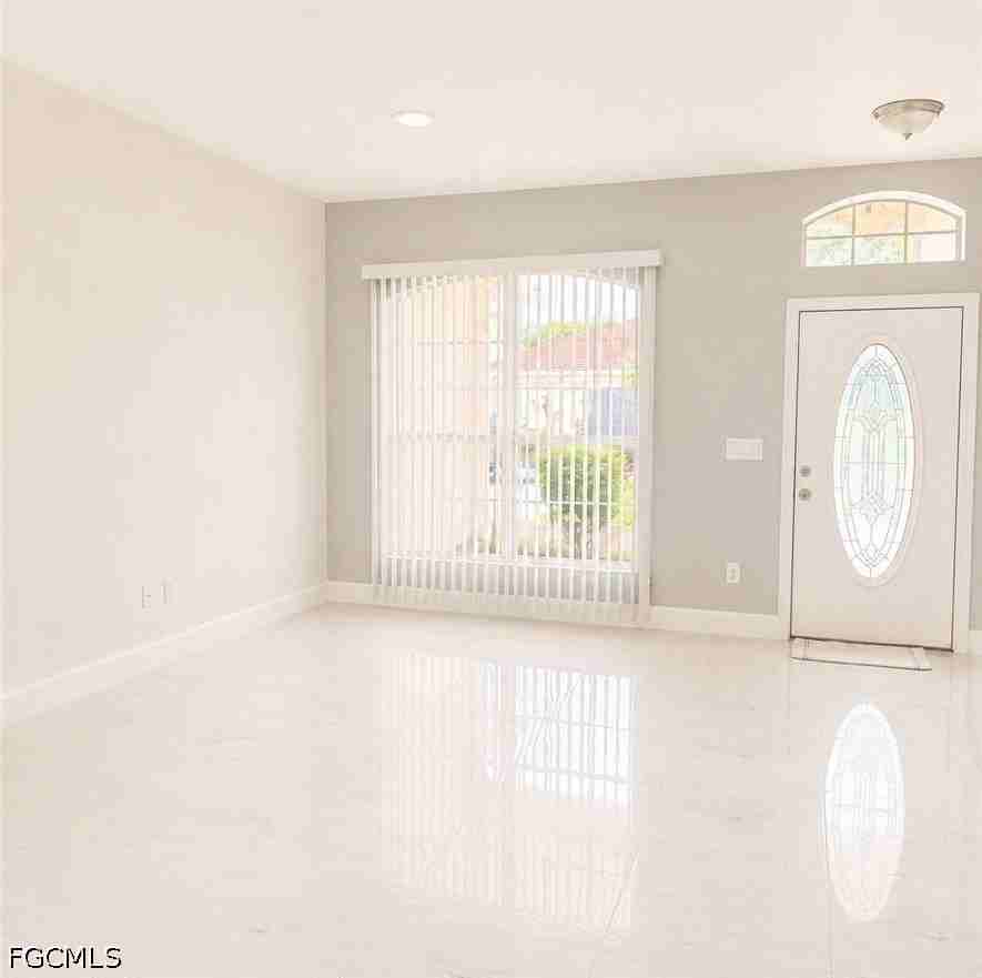 9561 Blue Stone Cir - Photo 7 of 14