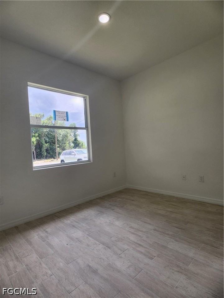 4116 5th St Sw - Photo 4 of 7