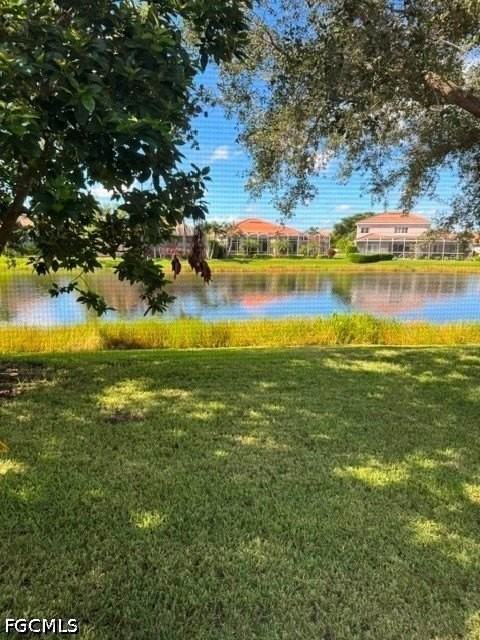 9139 Spring Mountain Way - Photo 3 of 24