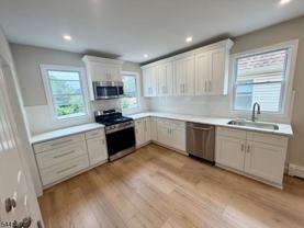 35 Apt2 Claremont Ave - Photo 1 of 1