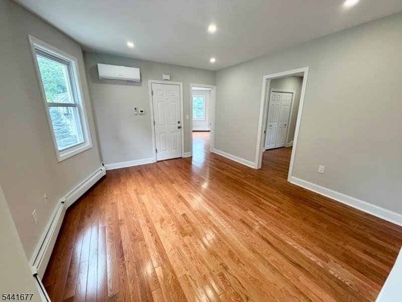 35 Apt2 Claremont Ave - Photo 7 of 13
