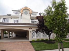 featured image of 206 N Adams Ave