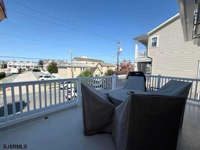 206 N Adams Ave - Photo 2 of 14
