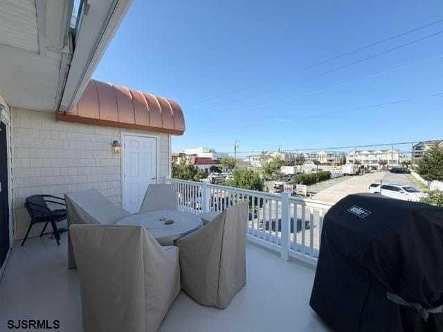 206 N Adams Ave - Photo 3 of 14
