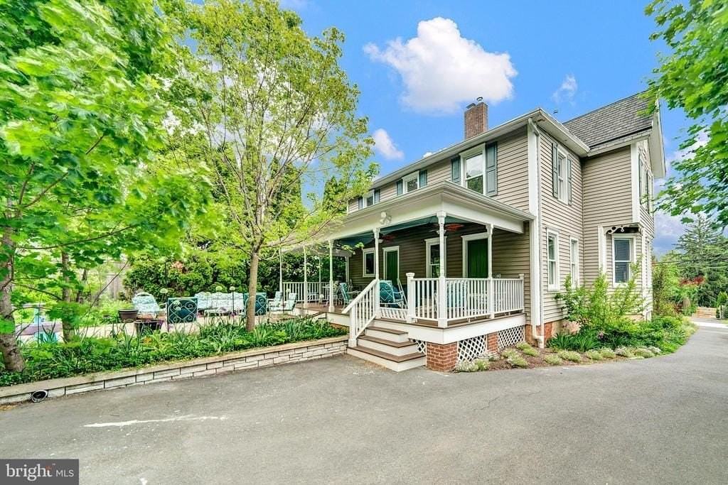 36 Hart Ave - Photo 6 of 10