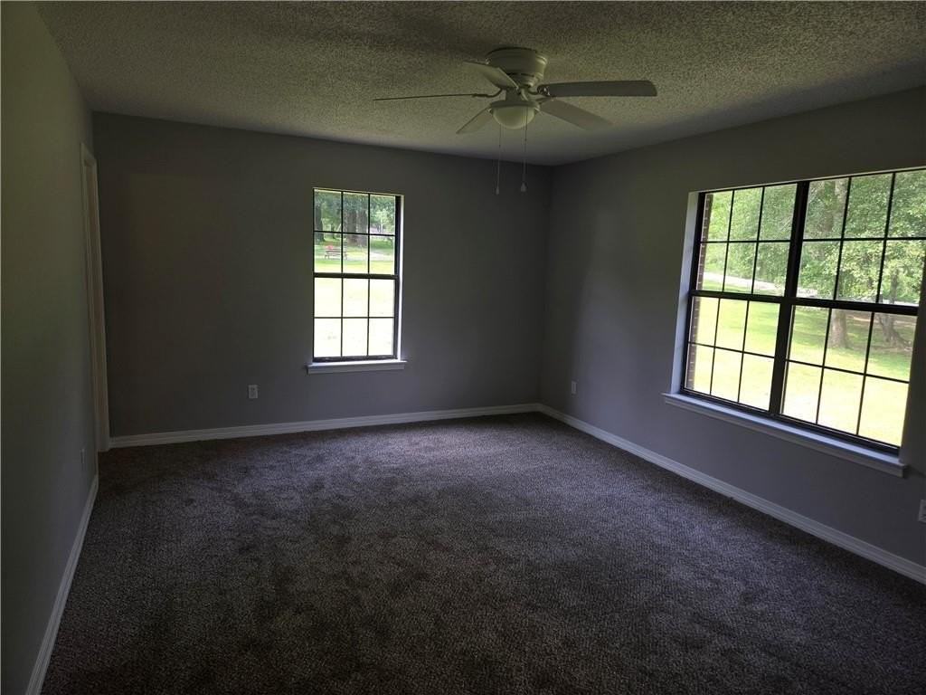 381 Norton Rd - Photo 3 of 8