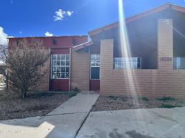 featured image of 5524 Oakbriar Cir #B