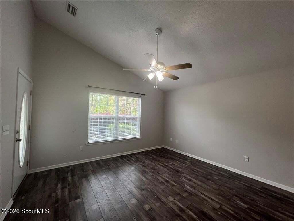 1122 Chart Lane NE - Photo 5 of 20