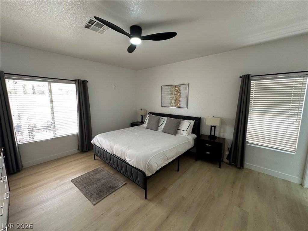 9825 Garamound Ave - Photo 5 of 22