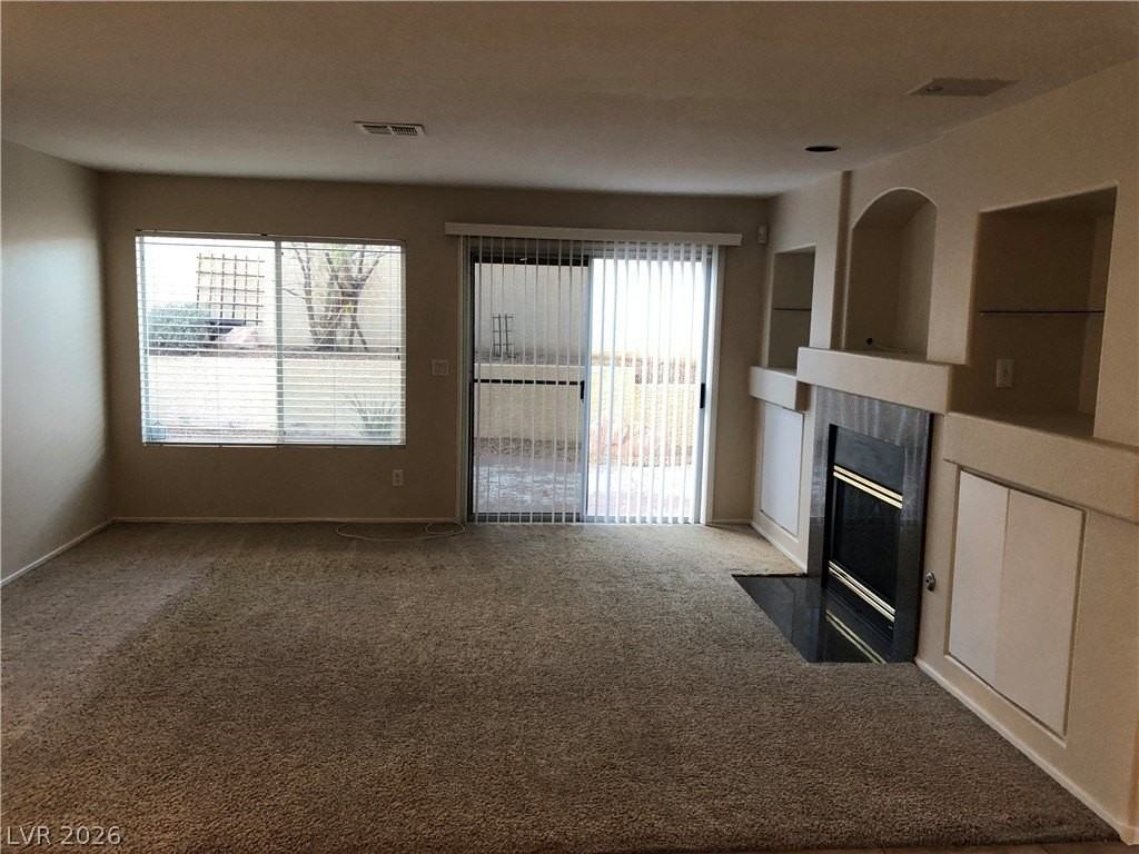 9724 Sandmist Ave - Photo 6 of 37