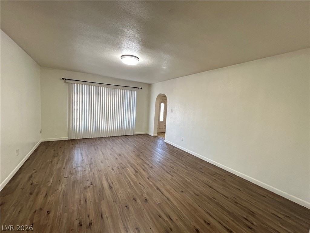 373 N Bruce St - Photo 2 of 20