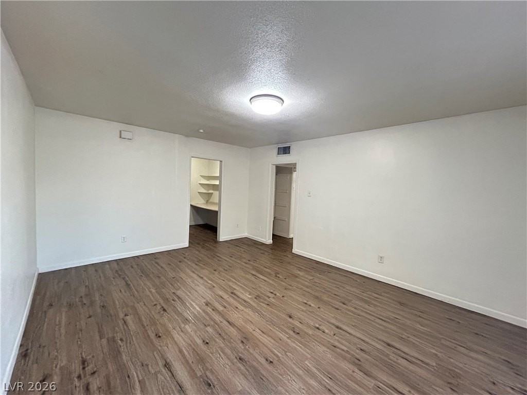 373 N Bruce St - Photo 3 of 20