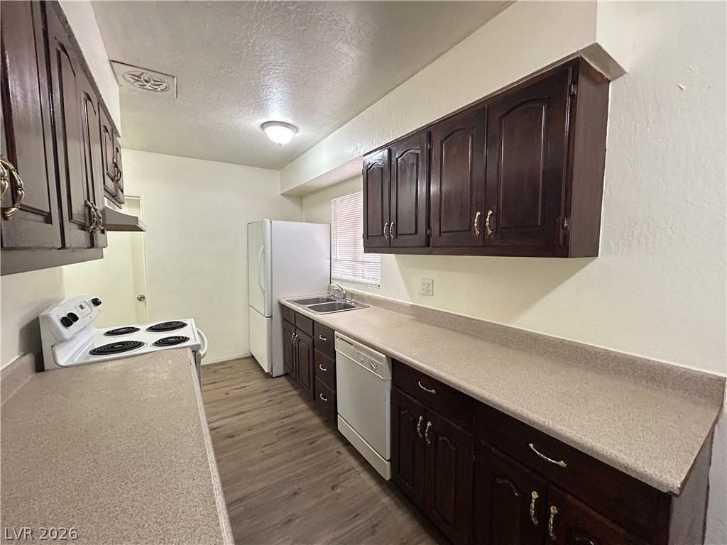 373 N Bruce St - Photo 5 of 20