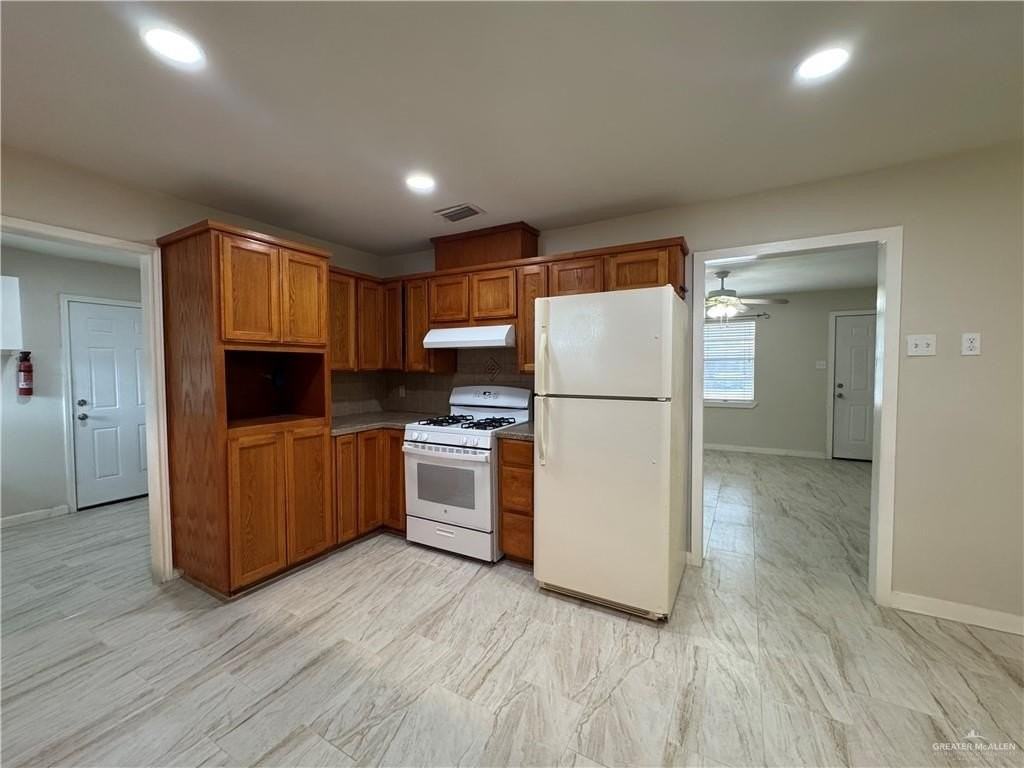 2841 Sycamore Ave - Photo 6 of 21