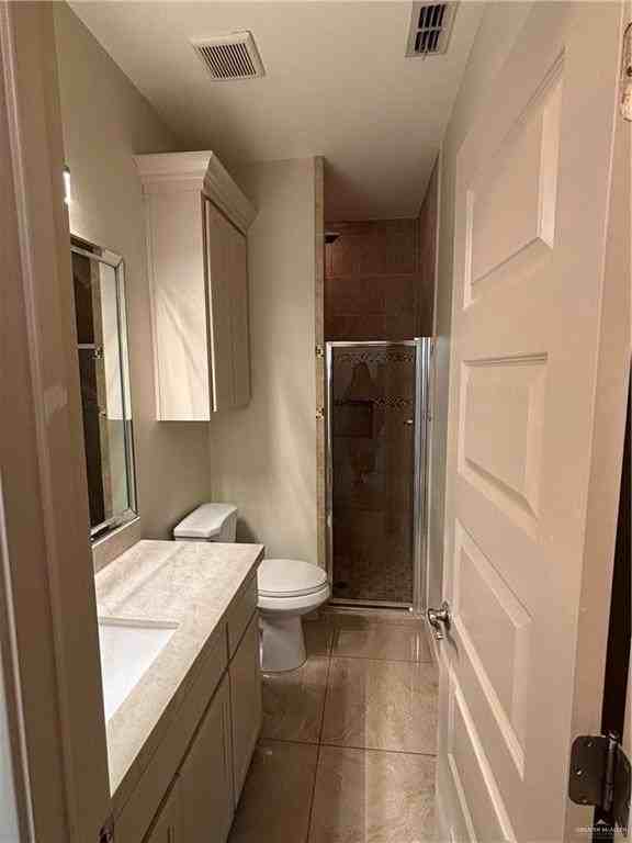 2004 N 45th St - Photo 4 of 12