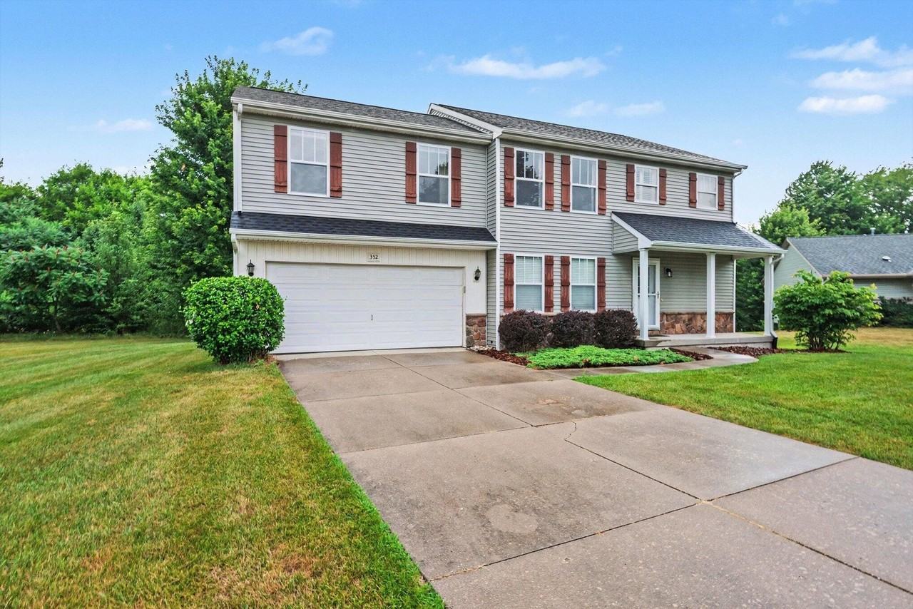352 Laurel Wood St - Photo 2 of 21